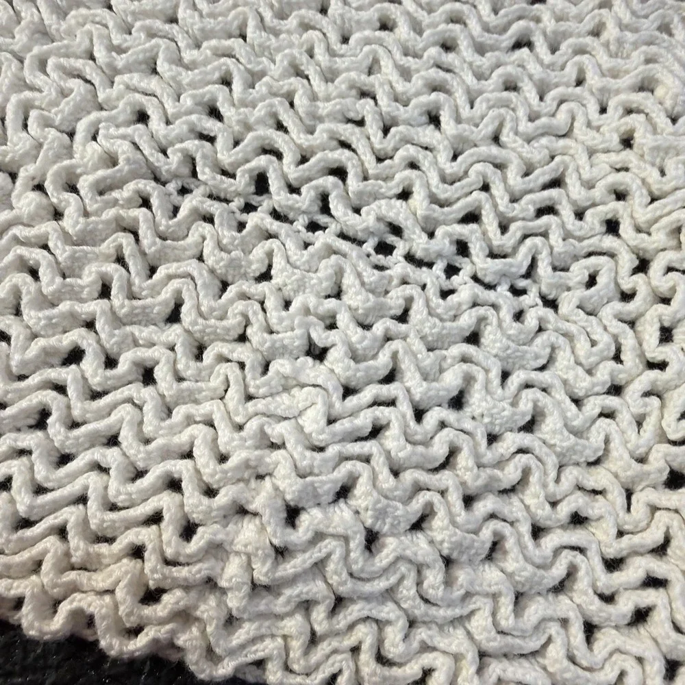 2 Pc RECTANGLE HAND‎ CROCHET TABLE Squares Cottage, Vintage,breadbasket 321